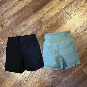 90 Degree By Reflex Shorts